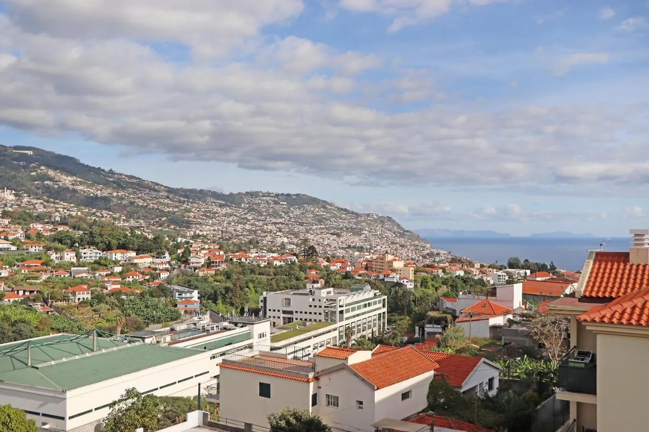 Highrise Madalenas Apartment Funchal