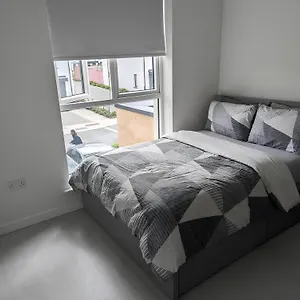 new-house-private-rooms-in-a-peaceful-neighborhood.dublin-hotelsweb.com/